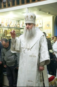 Божественная литургия и панихида в храме во имя святителя и чудотворца Николая на Елшанском кладбище г. Саратова