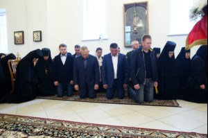 Чин Великого освящения и Божественная литургия в храме в честь Владимирской иконы Божией Матери Владимирского женского монастыря г. Вольска
