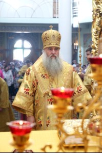 Божественная литургия в храме во имя Всех Святых, в земле Российской просиявших, г. Саратова