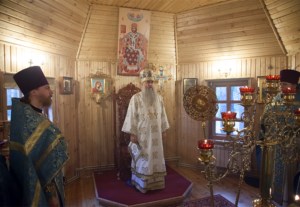 Божественная литургия в храме в честь Рождества Пресвятой Богородицы г.Саратова