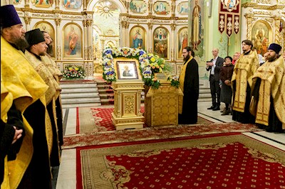 В Саратов принесен ковчег с мощами блаженной Матроны Московской