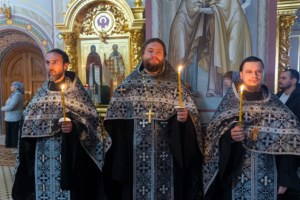 Пассия в Свято-Троицком кафедральном соборе г. Саратова
