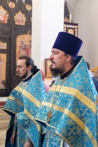 Божественная литургия в храме в честь иконы Божией Матери «Всех скорбящих Радость» г. Саратова