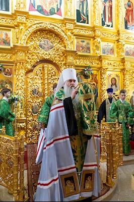 Всенощное бдение в Свято-Троицком кафедральном соборе г.Саратова