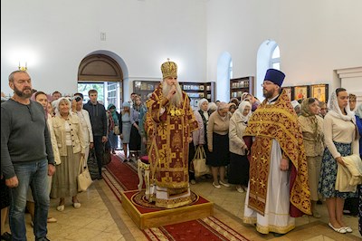 Божественная литургия в храме во имя пророка Божия Илии на Ильинской площади г. Саратова