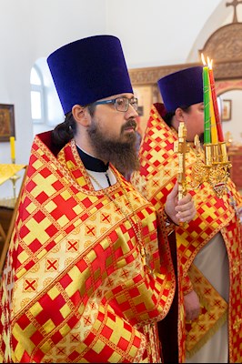 Божественная литургия в храме Воскресения Христова г. Саратова