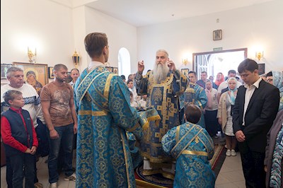 Божественная литургия в храме в честь Владимирской иконы Божией Матери с. Багаевка