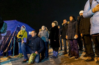 В поселке Затон прошли крещенские купания
