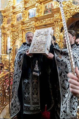 Пассия в Свято-Троицком кафедральном соборе г. Саратова