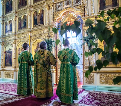 Божественная литургия в храме Сошествия Святого Духа г. Саратова