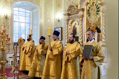 Всенощное бдение в храме Покрова Пресвятой Богородицы г. Саратова