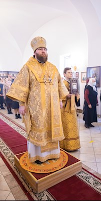 Митрополит Игнатий совершил Божественную литургию в храме святителя Николая Японского г. Саратова