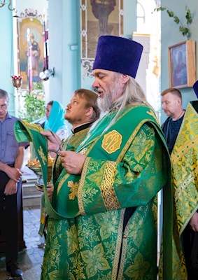 Митрополит Игнатий совершил всенощное бдение в Свято-Духовском соборе г. Саратова