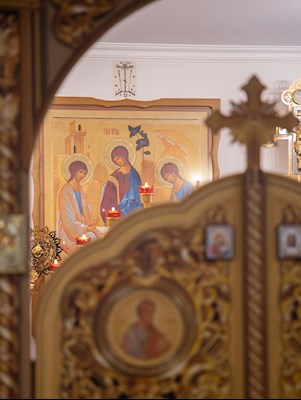 Митрополит Игнатий совершил всенощное бдение в храме в честь иконы Божией Матери «Скоропослушница» г. Шиханы Вольского района