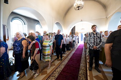 Митрополит Игнатий совершил всенощное бдение в Петропавловском храме г. Саратова