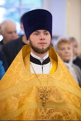 Митрополит Игнатий совершил Великое освящение храма святой блаженной Ксении Петербургской п. Красный Текстильщик и Божественную литургию в новоосвященном храме