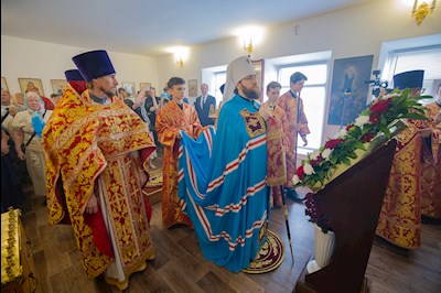 Митрополит Игнатий совершил Великое освящение храма Архангела Михаила с. Курдюм и первую Божественную литургию в новоосвященном храме