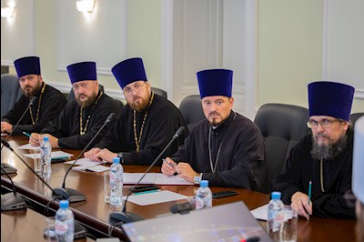 Митрополит Игнатий возглавил работу заседания Епархиального совета