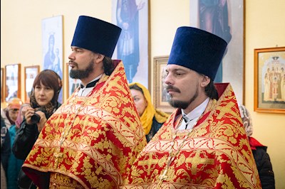 Митрополит Игнатий совершил Божественную литургию в храме святых мучениц Веры, Надежды, Любови и матери их Софии поселка Светлый