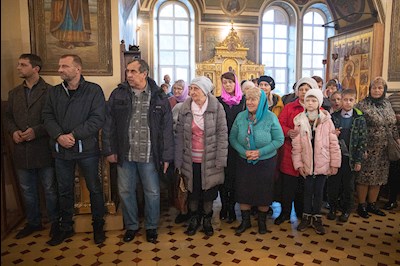 Митрополит Игнатий возглавил соборное архиерейское богослужение в Свято-Троицком кафедральном соборе г. Покровска (Энгельса)