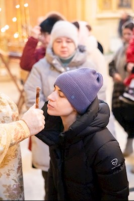 Митрополит Игнатий совершил Божественную литургию и молебен на новый год в Покровском соборе г. Саратова