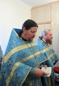 Божественная литургия в храме в честь иконы Божией Матери «Скоропослушница» гор.Шиханы Вольского района
