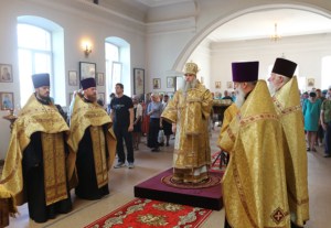 Всенощное бдение в храме в честь Рождества Христова города Вольска