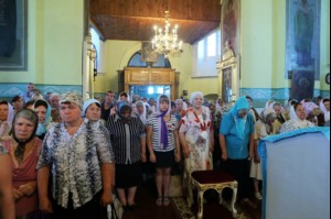Божественная литургия в храме в честь Казанской иконы Божией Матери г. Петровска