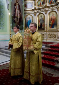 Всенощное бдение в храме в честь Покрова Пресвятой Богородицы г. Саратова