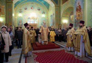 Божественная литургия в храме в честь Покрова Пресвятой Богородицы г. Саратова
