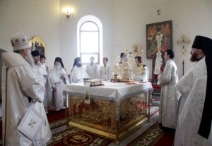 Божественная Литургия в Cвято-Никольском мужском монастыре г. Саратова