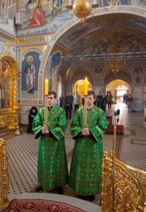 Божественная литургия в Свято-Троицком кафедральном соборе г.Саратова