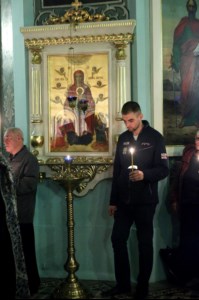 Митрополит Лонгин совершил утреню с Чином погребения