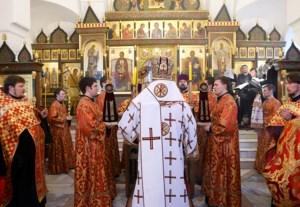 Всенощное бдение на Архиерейском подворье — храме в честь иконы Божией Матери «Утоли моя печали» г.Саратова