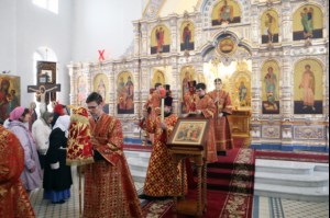 Божественная литургия в храме во имя святых первоверховных апостолов Петра и Павла г. Аткарска