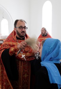 Прихожане строящегося храма святых Адриана и Наталии молитвенно отметили день памяти святых