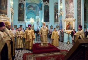 Всенощное бдение в храме в честь Сошествия Святого Духа г.Саратова