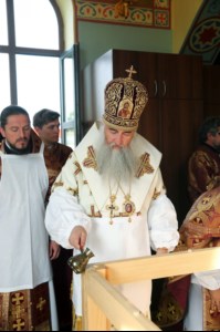 Митрополит Лонгин совершил Великое освящение Вознесенского храма Вознесенско-Пантелеимоновской церкви с. Усть-Курдюм
