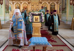 Всенощное бдение в храме в честь Покрова Пресвятой Богородицы г.Саратова