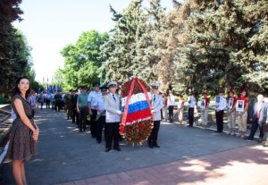 В День памяти и скорби на Воскресенском кладбище Саратова совершена заупокойная лития