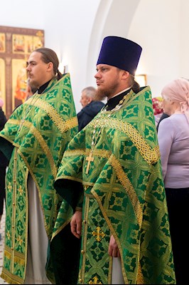 Божественная литургия в храме преподобного Сергия Радонежского г. Саратова