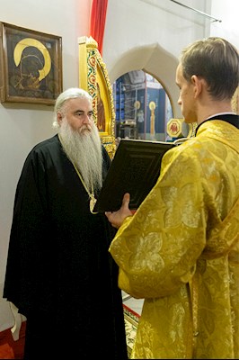 Всенощное бдение в Свято-Никольском мужском монастыре г. Саратова