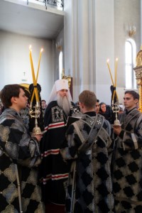 Великое повечерие с чтением канона преподобного Андрея Критского в храме великомученика Георгия Победоносца г. Саратова