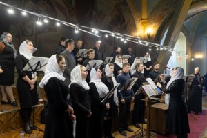 Великое повечерие с чтением канона преподобного Андрея Критского в храме Покрова Пресвятой Богородицы г. Саратова