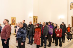 Божественная литургия в храме святителя Спиридона Тримифунтского г. Саратова