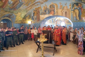 В Саратове встретили икону «Избавительница от бед»