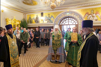 Всенощное бдение в Свято-Троицком кафедральном соборе г.Саратова