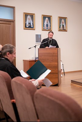 Митрополит Игнатий посетил защиту выпускных работ в СПДС