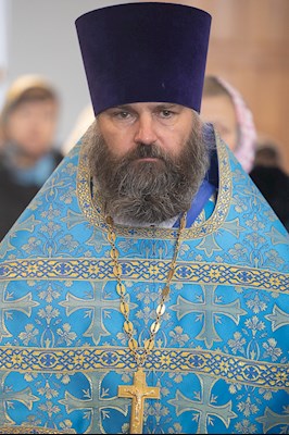 Митрополит Игнатий совершил Божественную литургию в Покровском храме г. Петровска