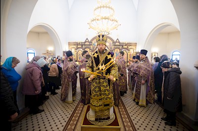 Митрополит Игнатий совершил Божественную литургию в храме преподобного Сергия Радонежского г. Саратова
